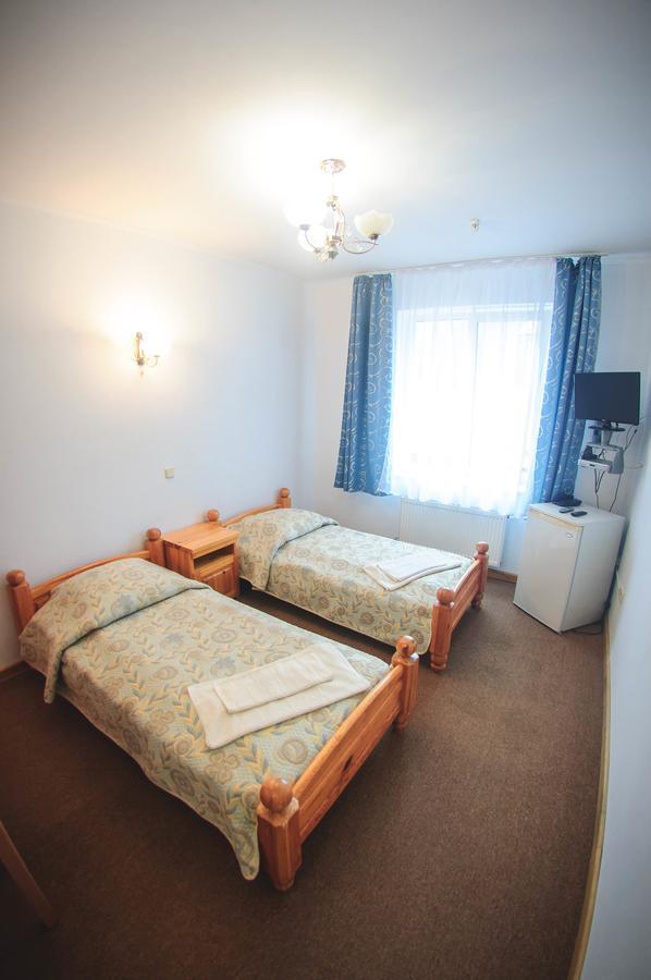Hotel Radiola Jaremtsje Buitenkant foto